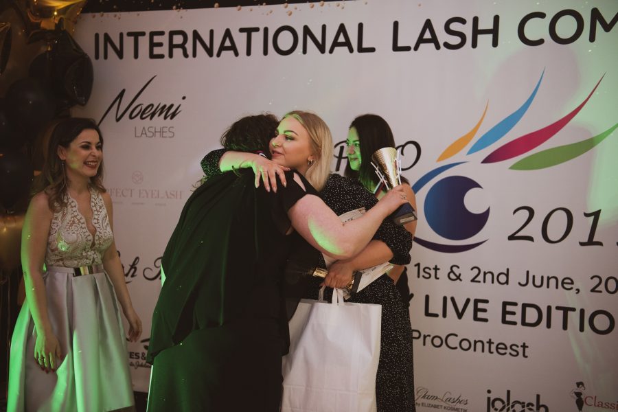 Trine sikrer sig 2 flotte 1. pladser ved Lash Pro Contest i Slovenien